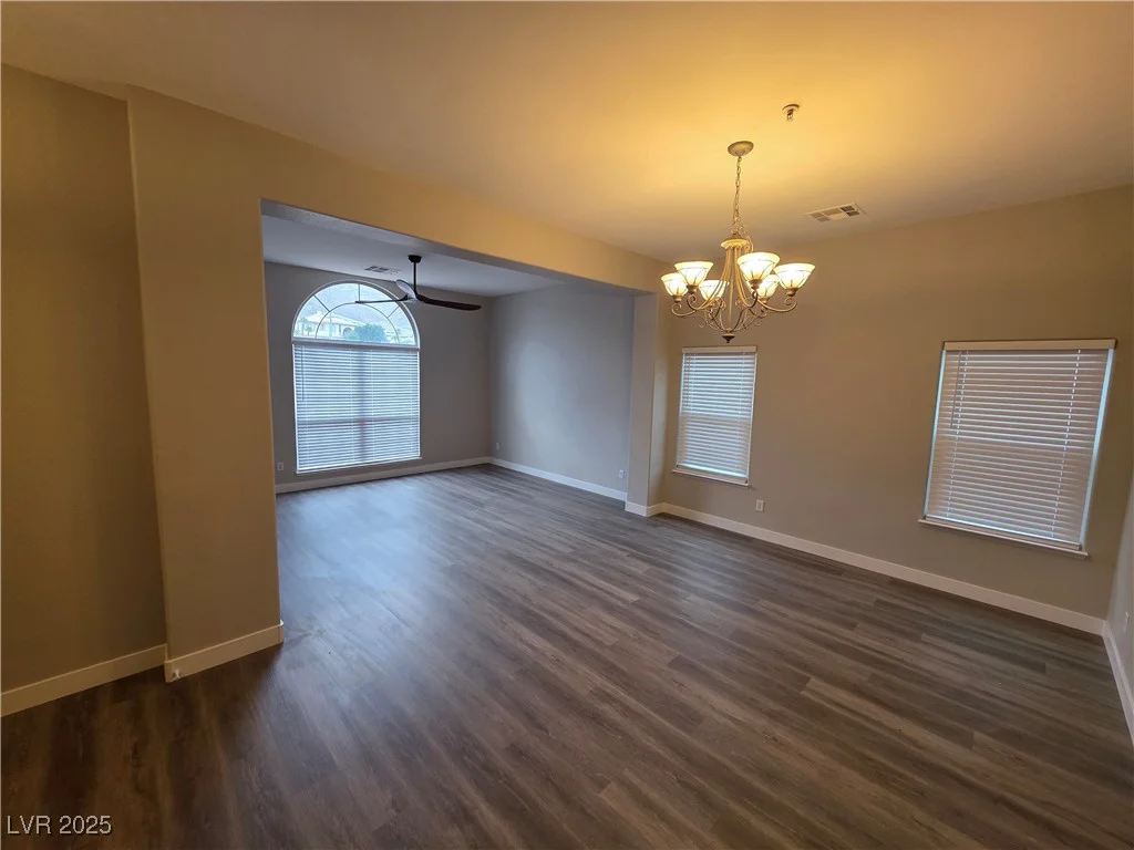 1345 Hollywood, Las Vegas, NV 89110