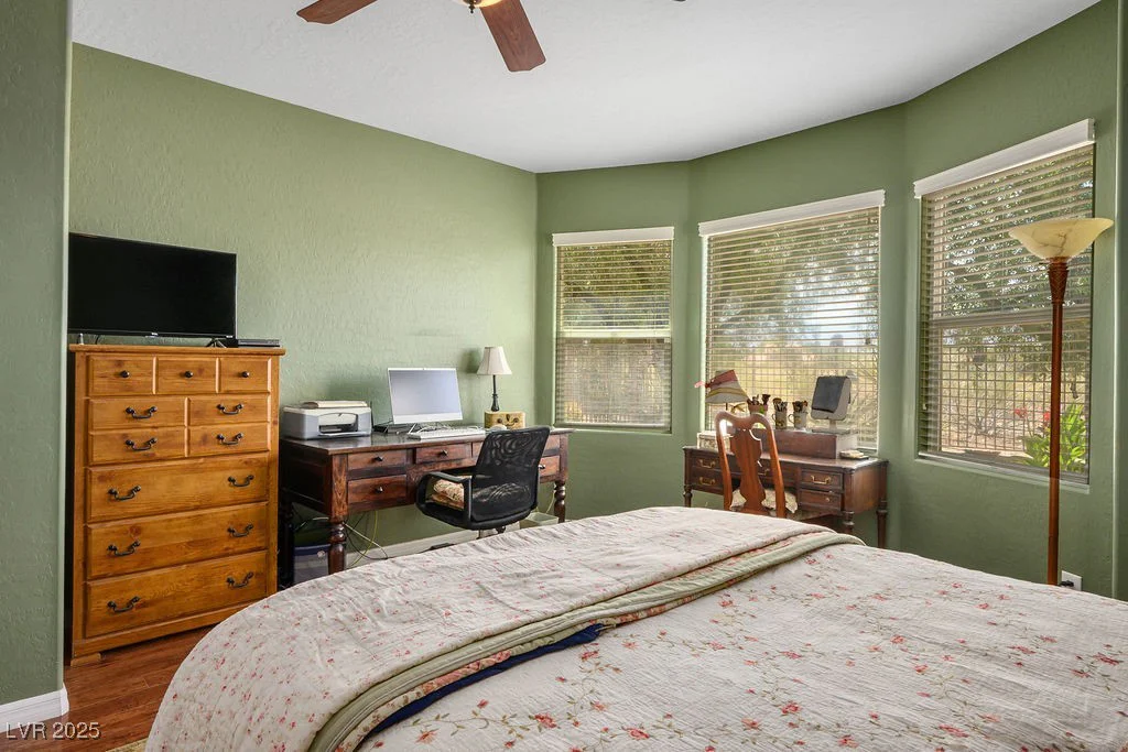 8873 Briar Bay, Las Vegas, NV 89131