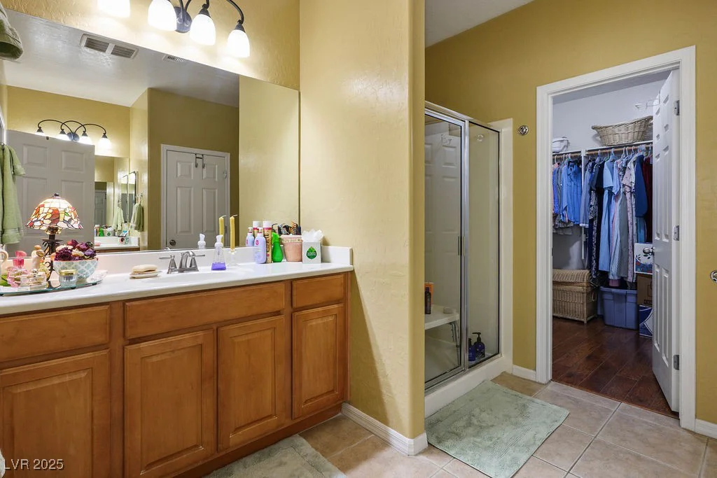 8873 Briar Bay, Las Vegas, NV 89131