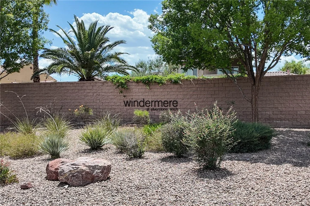 8873 Briar Bay, Las Vegas, NV 89131