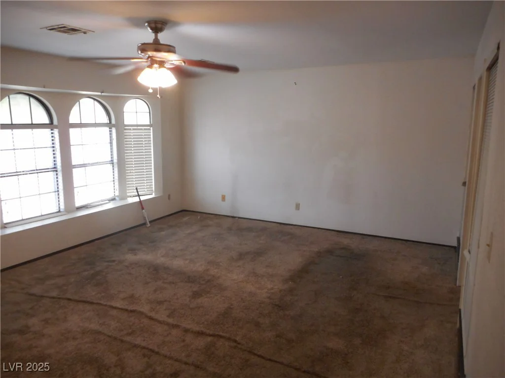 5006 Schumann, Las Vegas, NV 89146