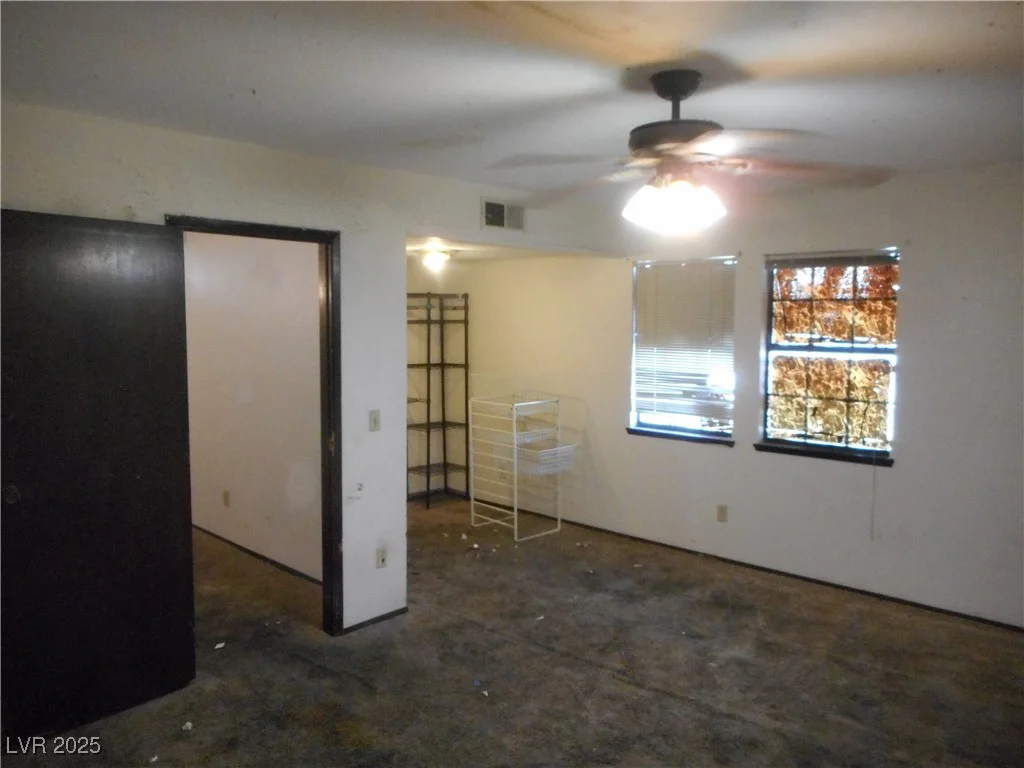 5006 Schumann, Las Vegas, NV 89146