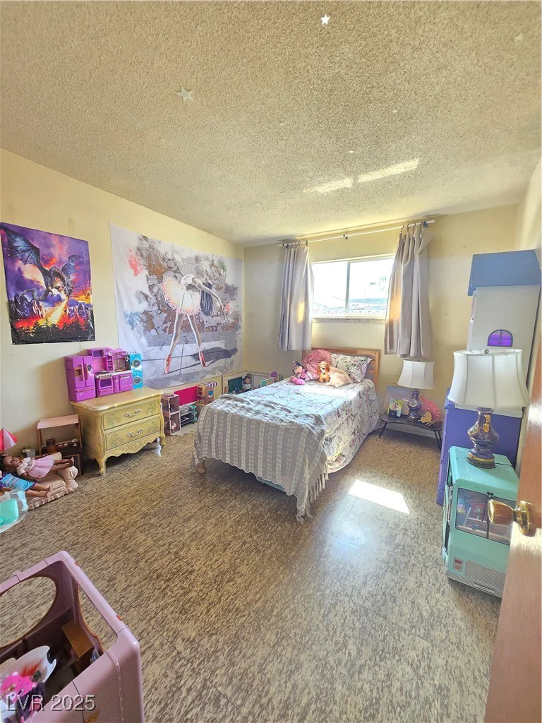 5704 Heron, Las Vegas, NV 89107