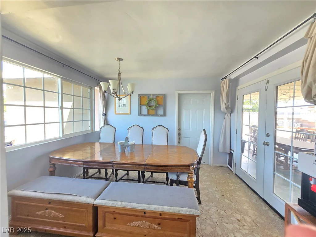 5704 Heron, Las Vegas, NV 89107