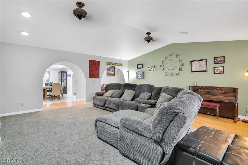 544 Fogg, Las Vegas, NV 89110