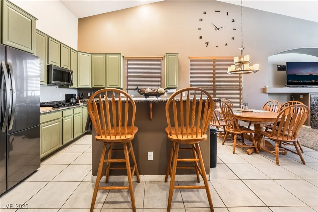 7076 OAKLEIGH, Las Vegas, NV 89110
