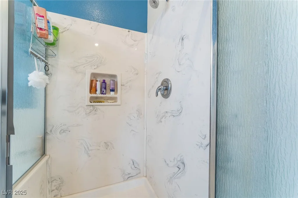 7076 OAKLEIGH, Las Vegas, NV 89110