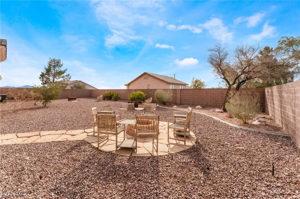 7076 OAKLEIGH, Las Vegas, NV 89110
