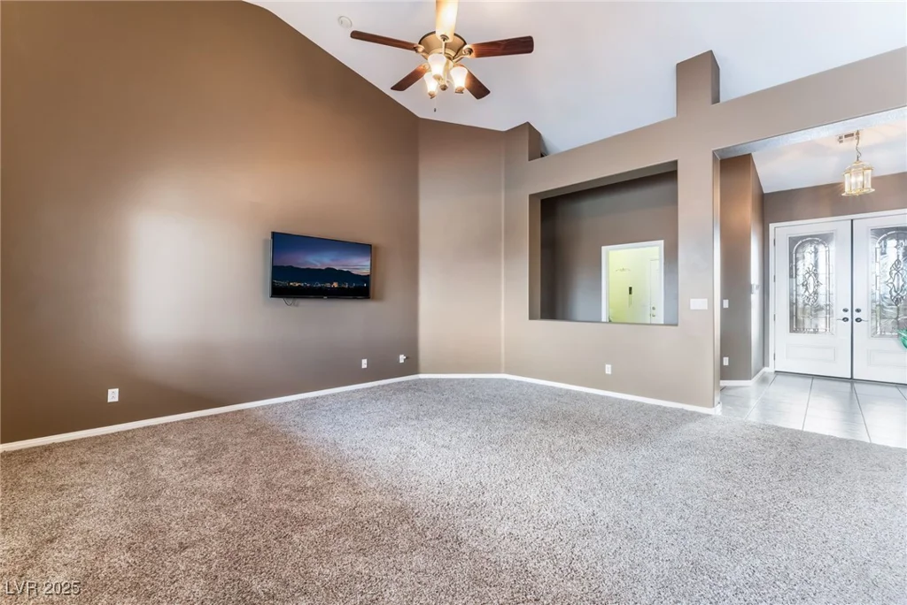 7076 OAKLEIGH, Las Vegas, NV 89110