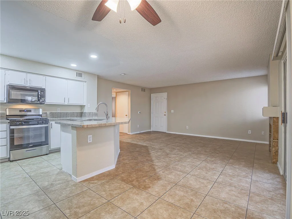 713 Wheat Ridge, Las Vegas, NV 89145