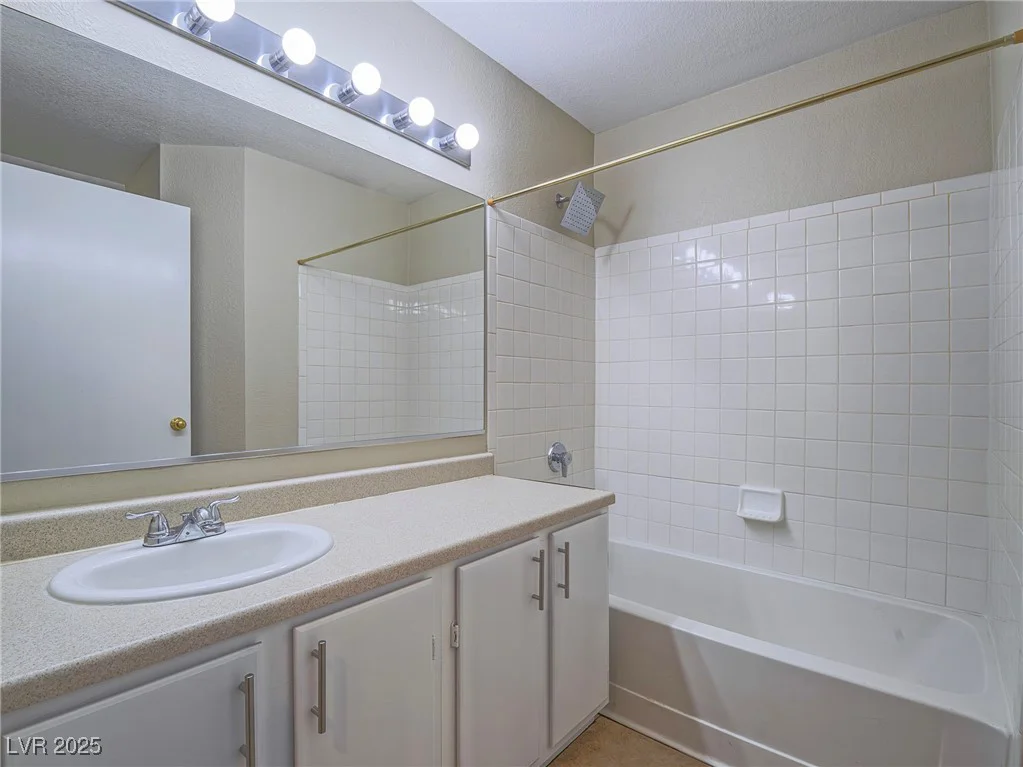 713 Wheat Ridge, Las Vegas, NV 89145