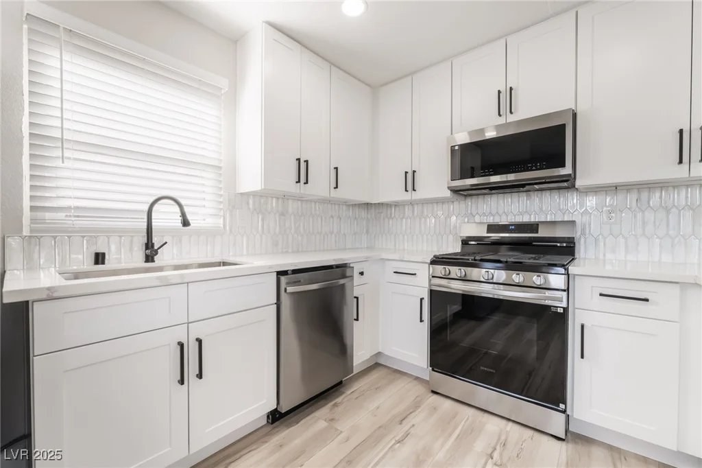 113 Elm, Henderson, NV 89015