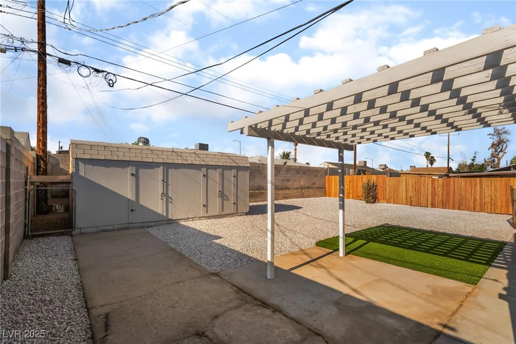 113 Elm, Henderson, NV 89015