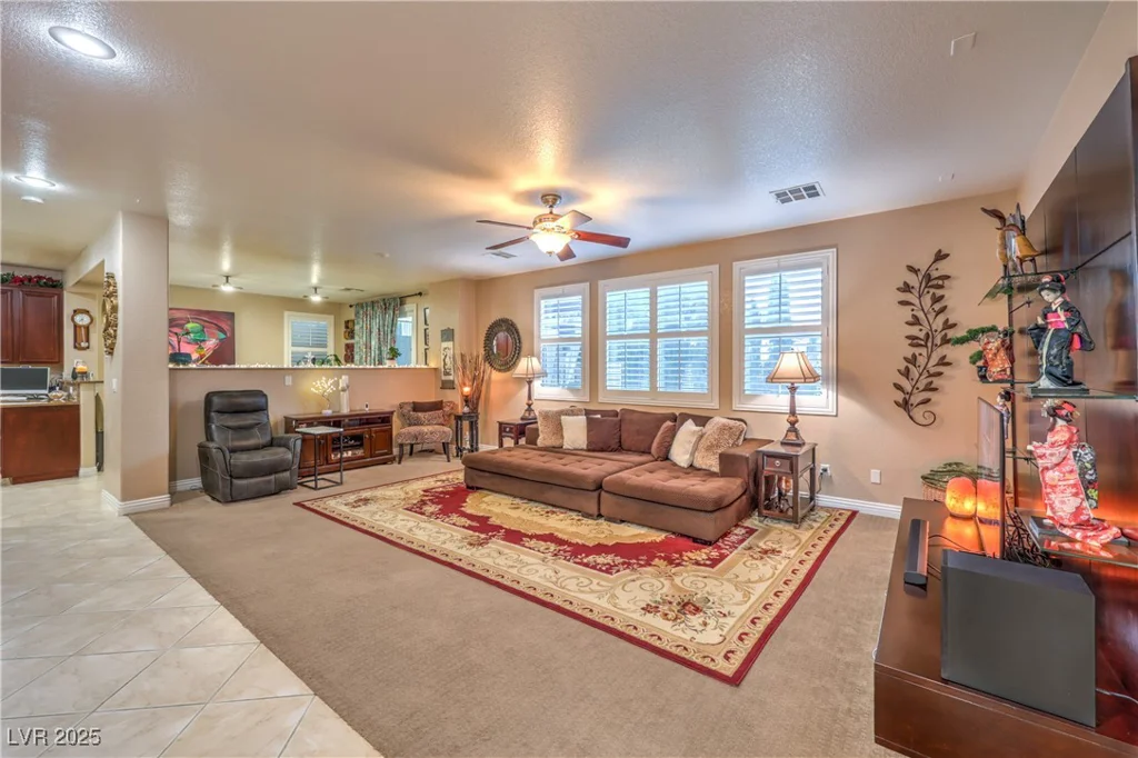 7908 Horse Bridle, Las Vegas, NV 89131