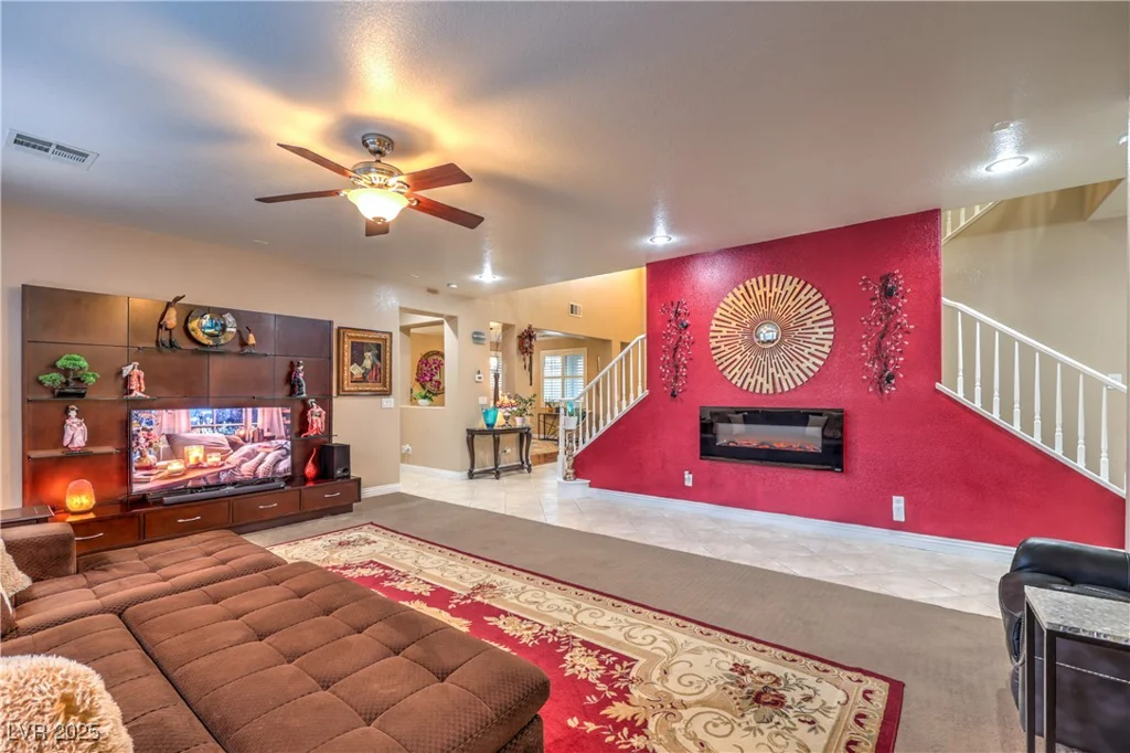 7908 Horse Bridle, Las Vegas, NV 89131