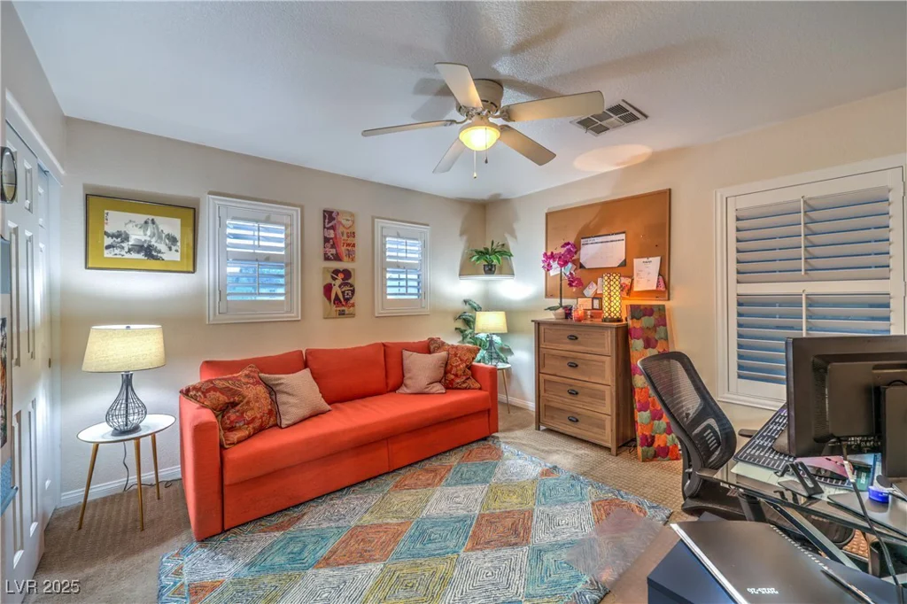 7908 Horse Bridle, Las Vegas, NV 89131