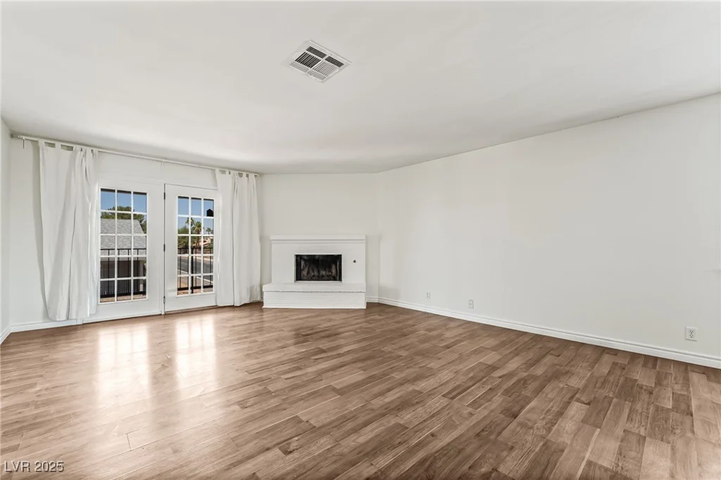 2898 Violet, Henderson, NV 89074