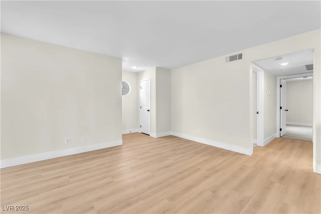 2964 Juniper Hills, Las Vegas, NV 89142