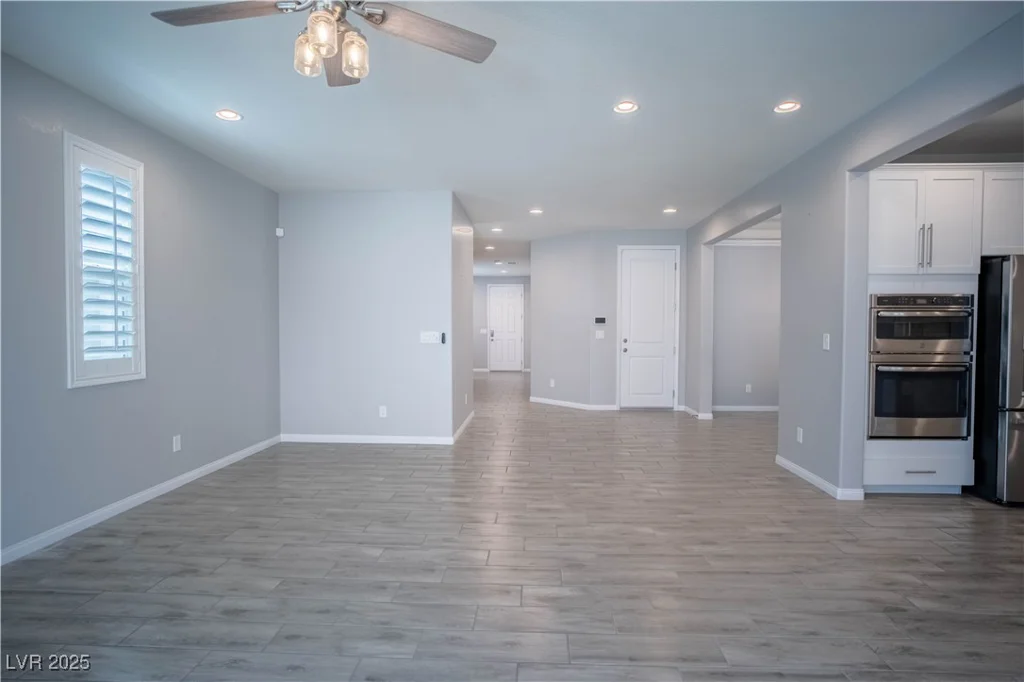 7456 Tinley Creek, Las Vegas, NV 89113