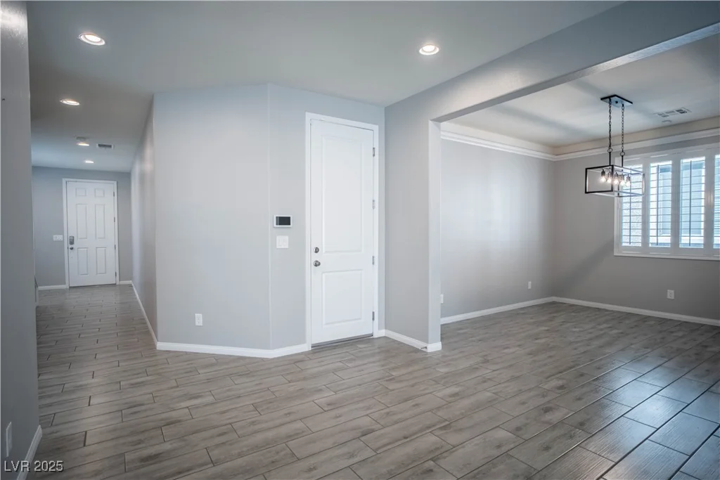 7456 Tinley Creek, Las Vegas, NV 89113