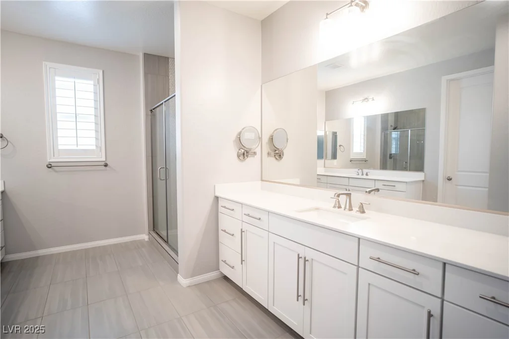 7456 Tinley Creek, Las Vegas, NV 89113
