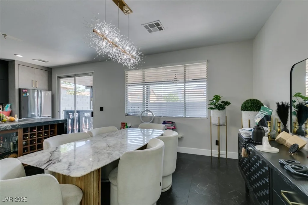 1352 Angel Falls, Las Vegas, NV 89142