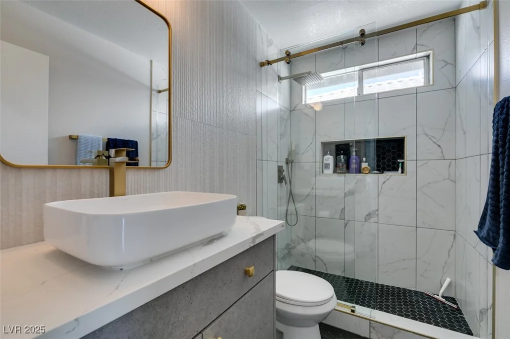 1352 Angel Falls, Las Vegas, NV 89142
