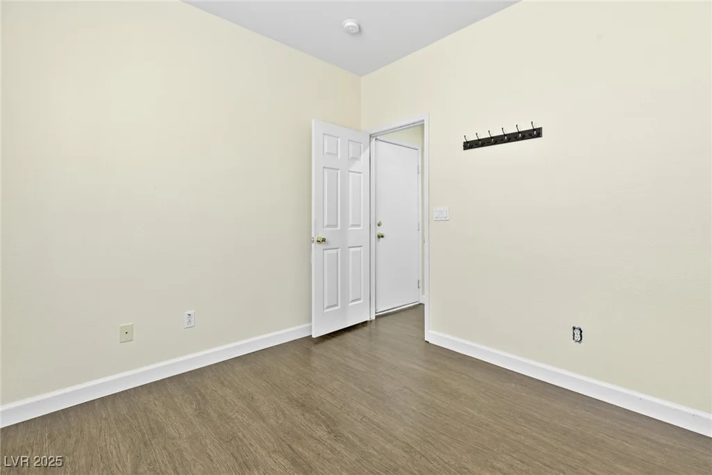 8221 Stoneheather, Las Vegas, NV 89117