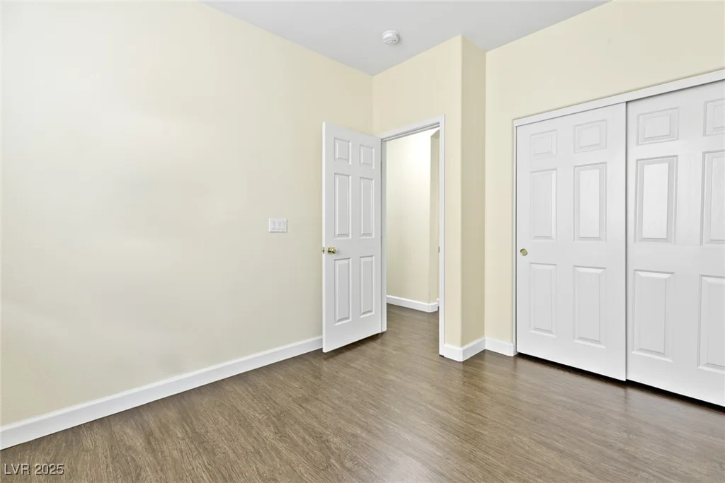 8221 Stoneheather, Las Vegas, NV 89117