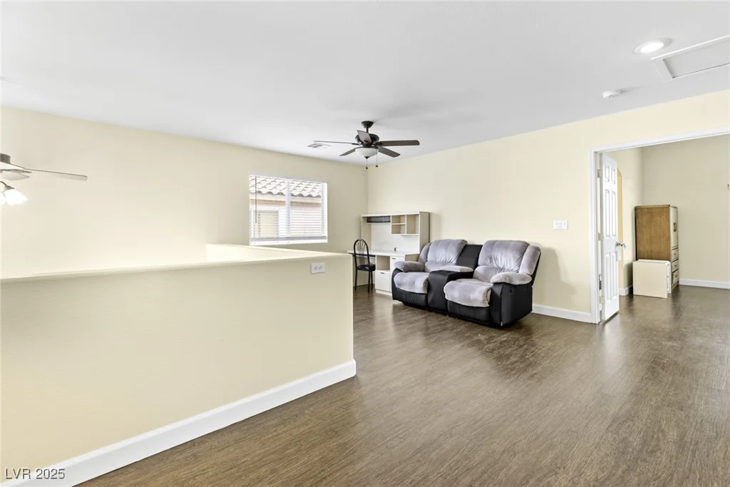 8221 Stoneheather, Las Vegas, NV 89117