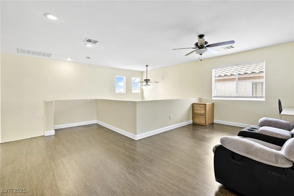 8221 Stoneheather, Las Vegas, NV 89117