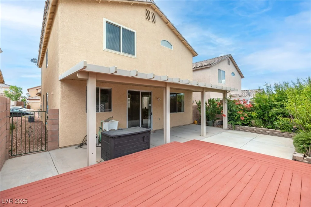 8221 Stoneheather, Las Vegas, NV 89117