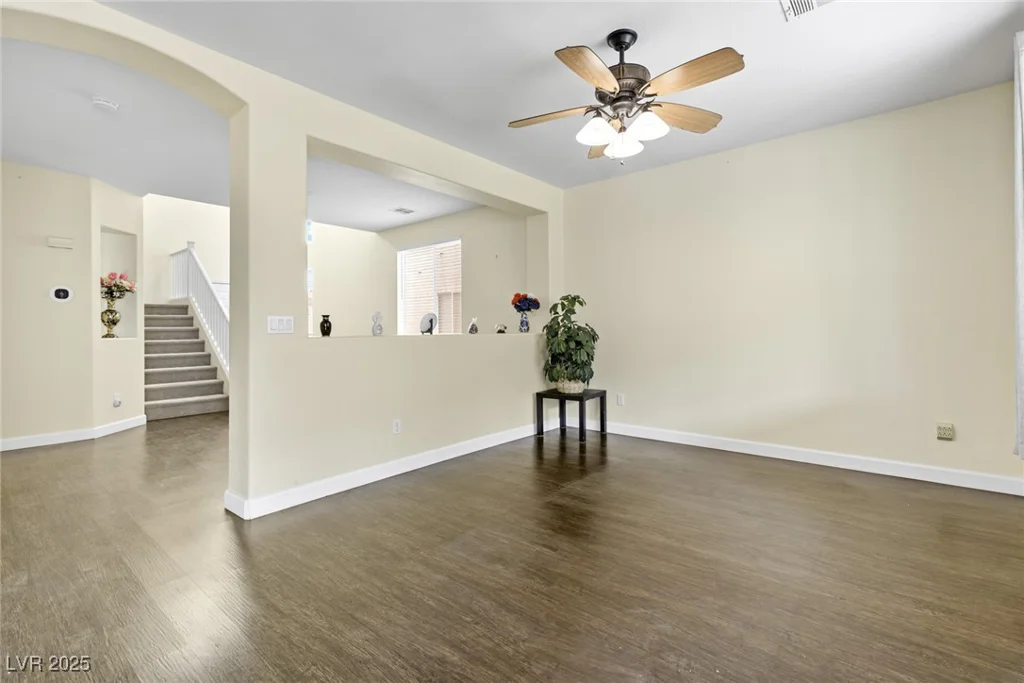 8221 Stoneheather, Las Vegas, NV 89117