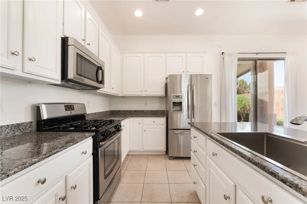 9025 Loggers Mill, Las Vegas, NV 89143
