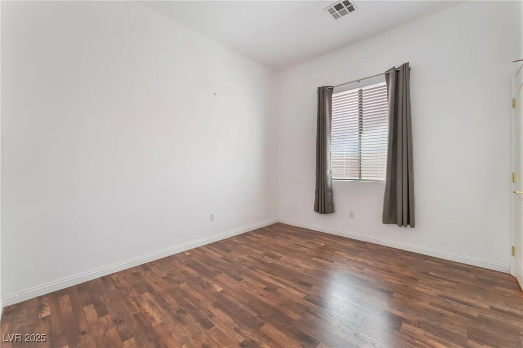 9025 Loggers Mill, Las Vegas, NV 89143
