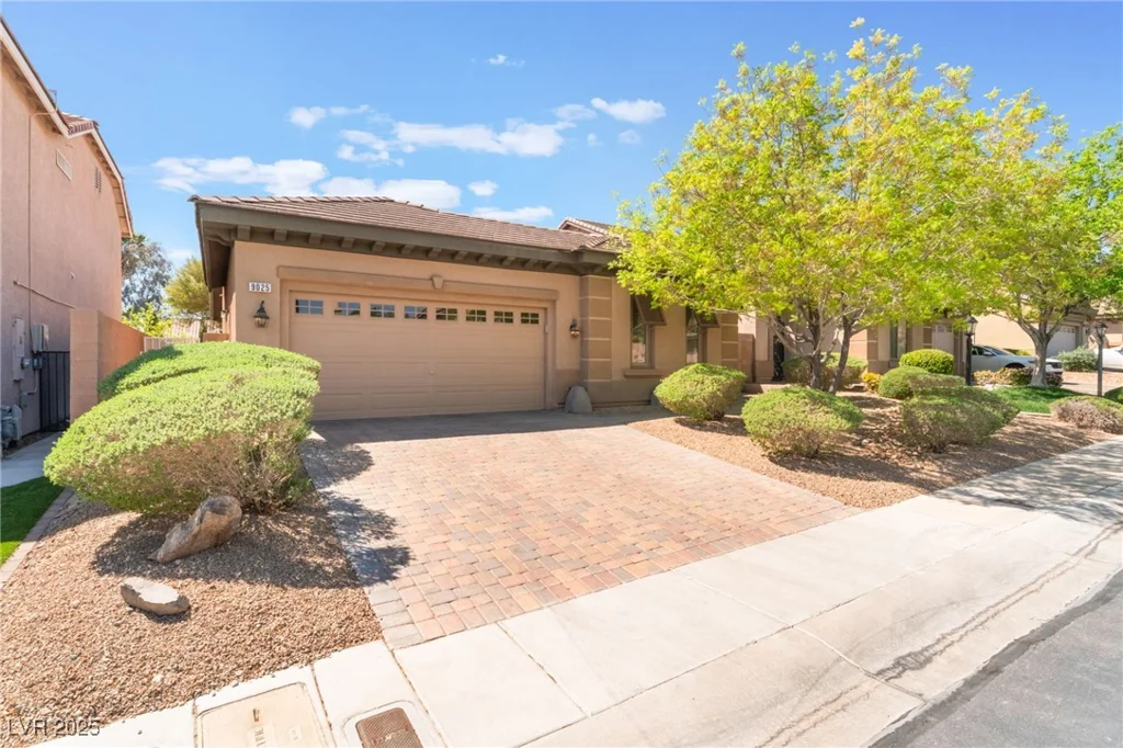 9025 Loggers Mill, Las Vegas, NV 89143