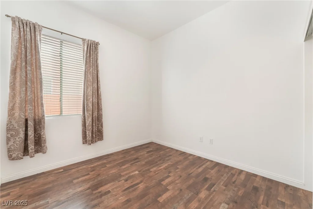 9025 Loggers Mill, Las Vegas, NV 89143