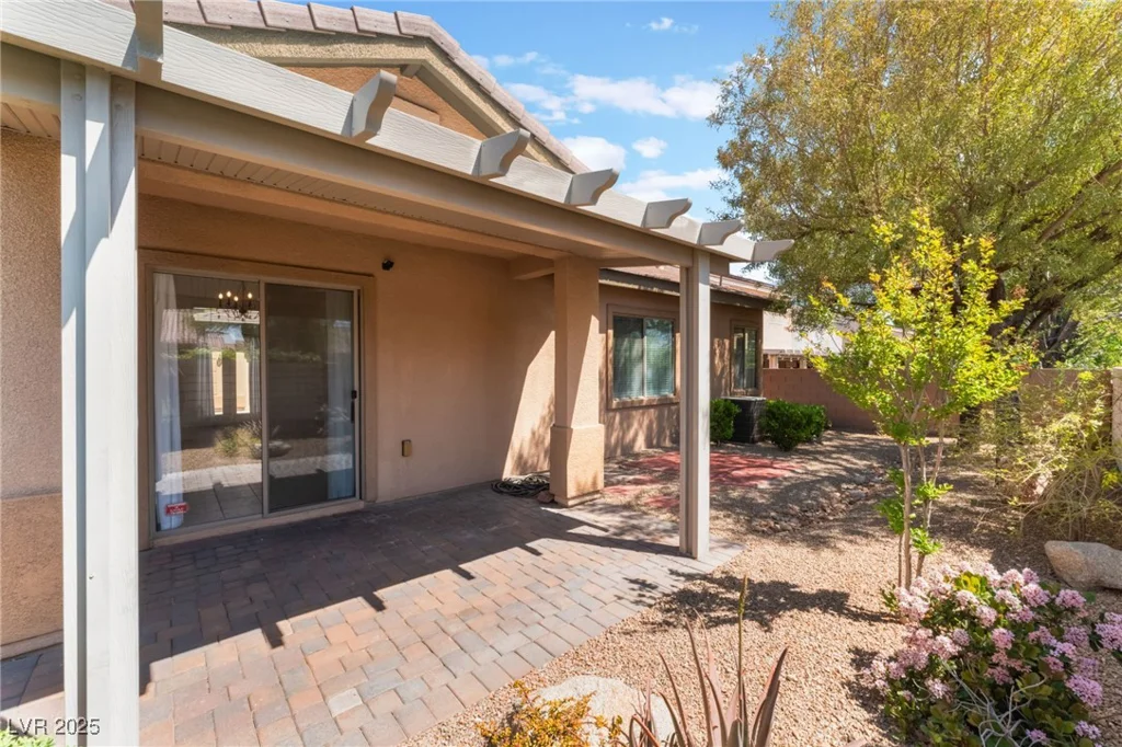 9025 Loggers Mill, Las Vegas, NV 89143