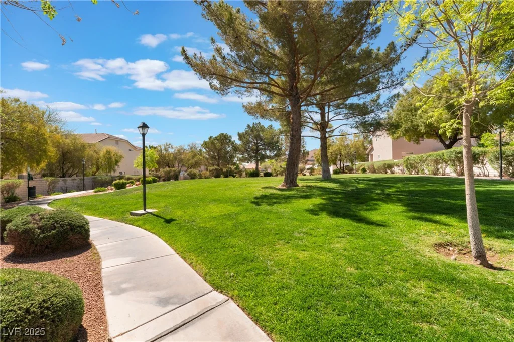 9025 Loggers Mill, Las Vegas, NV 89143