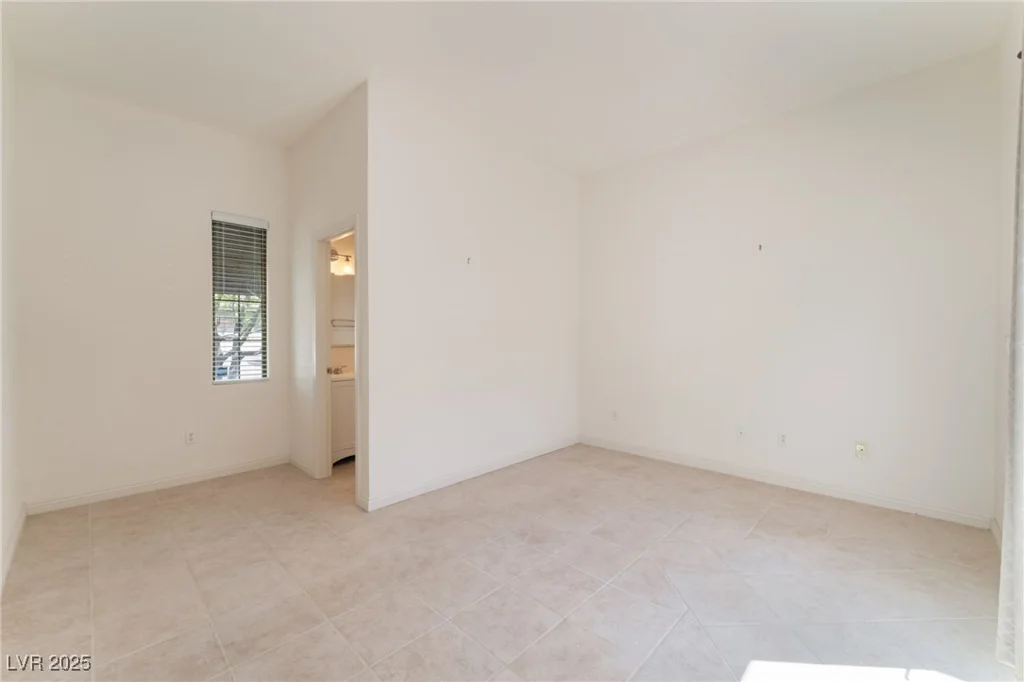 9025 Loggers Mill, Las Vegas, NV 89143