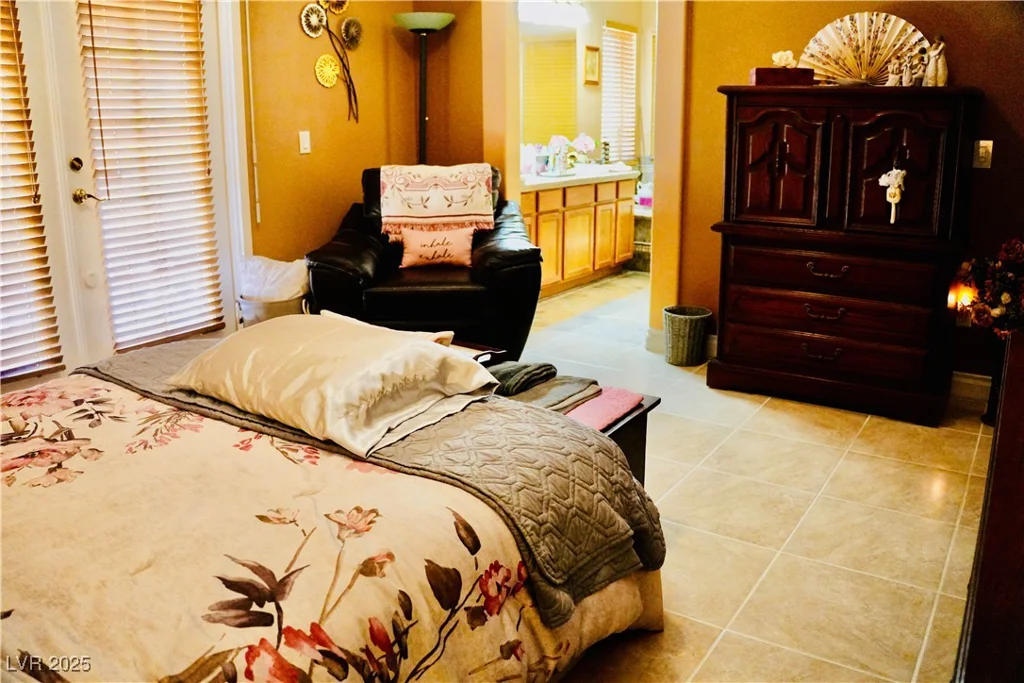 9355 Viking, Las Vegas, NV 89147