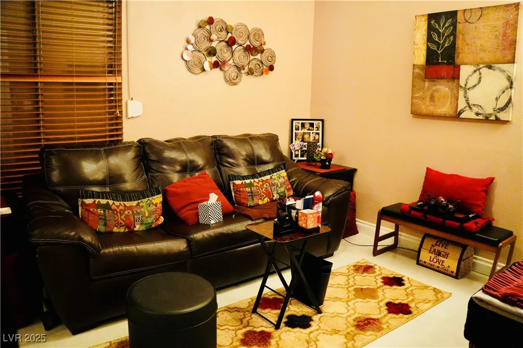 9355 Viking, Las Vegas, NV 89147
