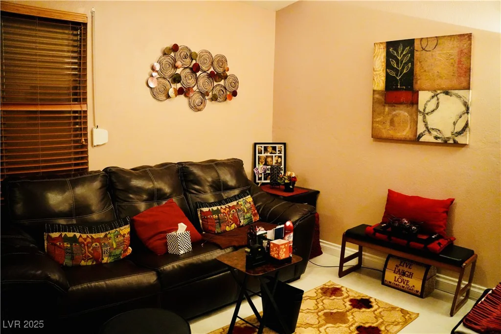 9355 Viking, Las Vegas, NV 89147