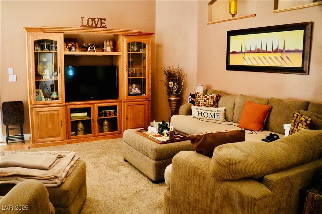 9355 Viking, Las Vegas, NV 89147