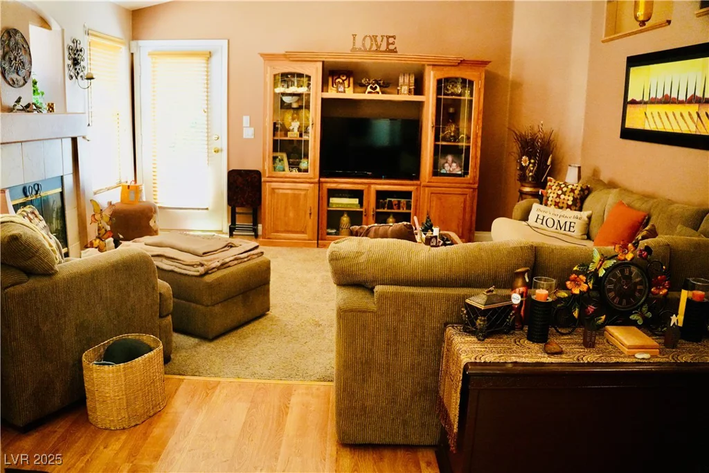 9355 Viking, Las Vegas, NV 89147