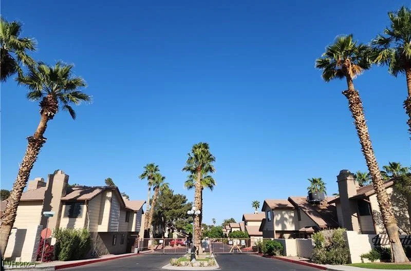 3232 Dayflower, Las Vegas, NV 89121