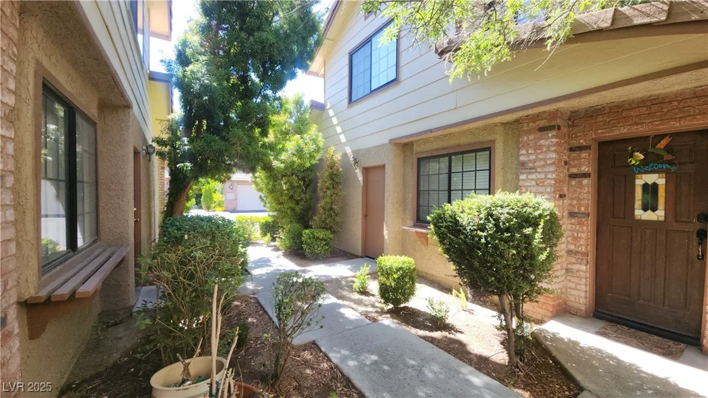 3232 Dayflower, Las Vegas, NV 89121