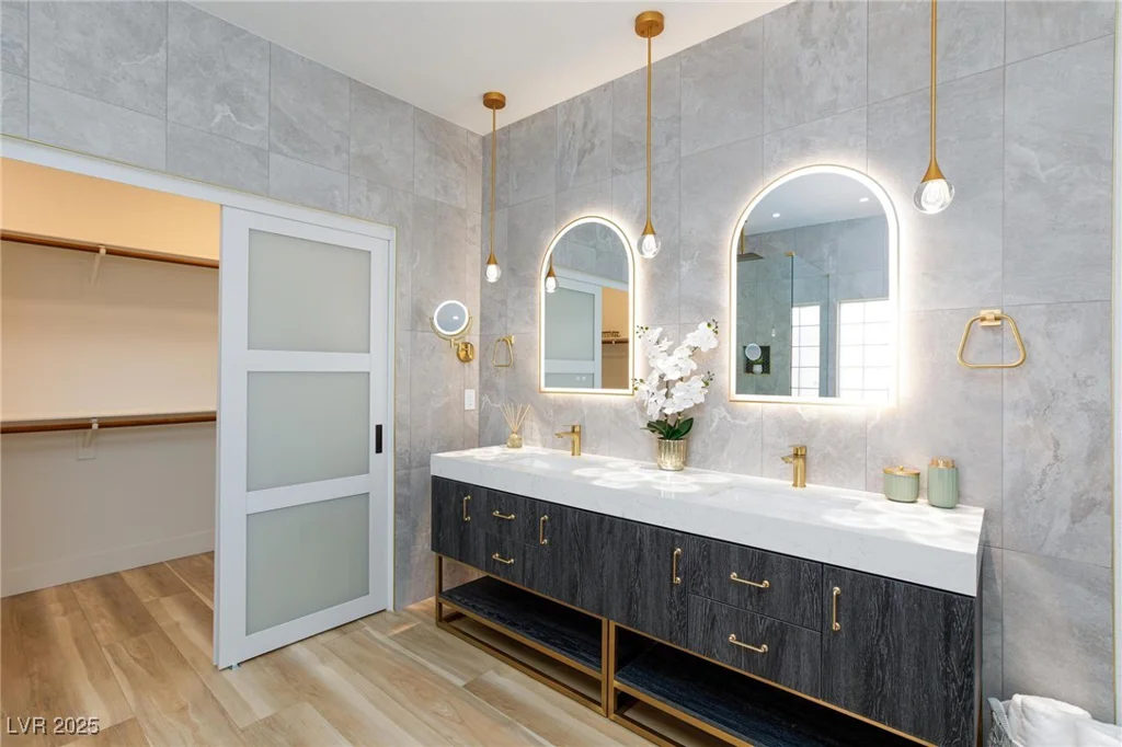 81 Alerion, Las Vegas, NV 89138