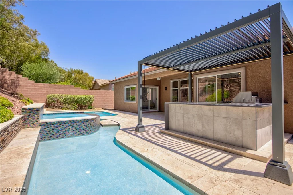 81 Alerion, Las Vegas, NV 89138