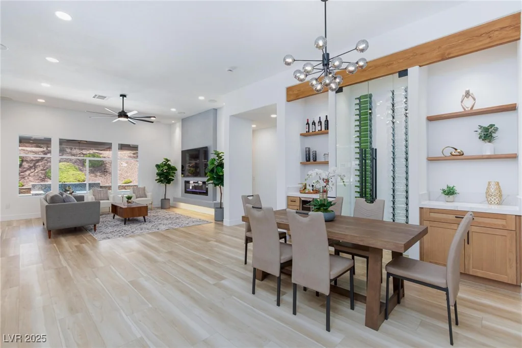 81 Alerion, Las Vegas, NV 89138